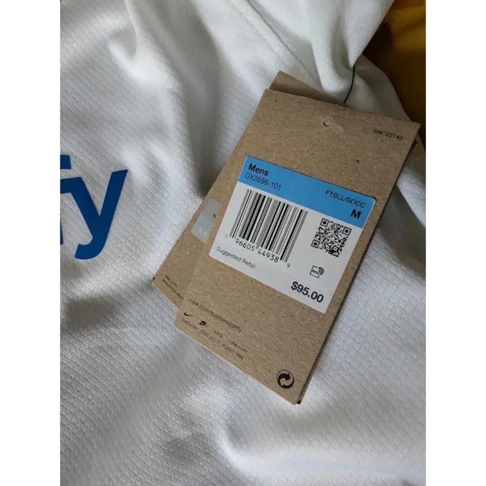 Barcelona Lamine Yamal Away Jersey Medium NWT UCL